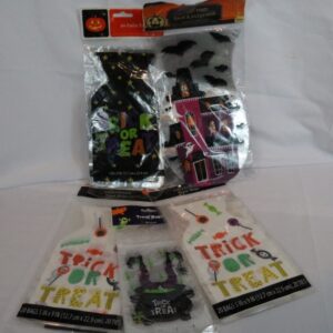 5 Packages Random Halloween Trick or Treat Candy Bags