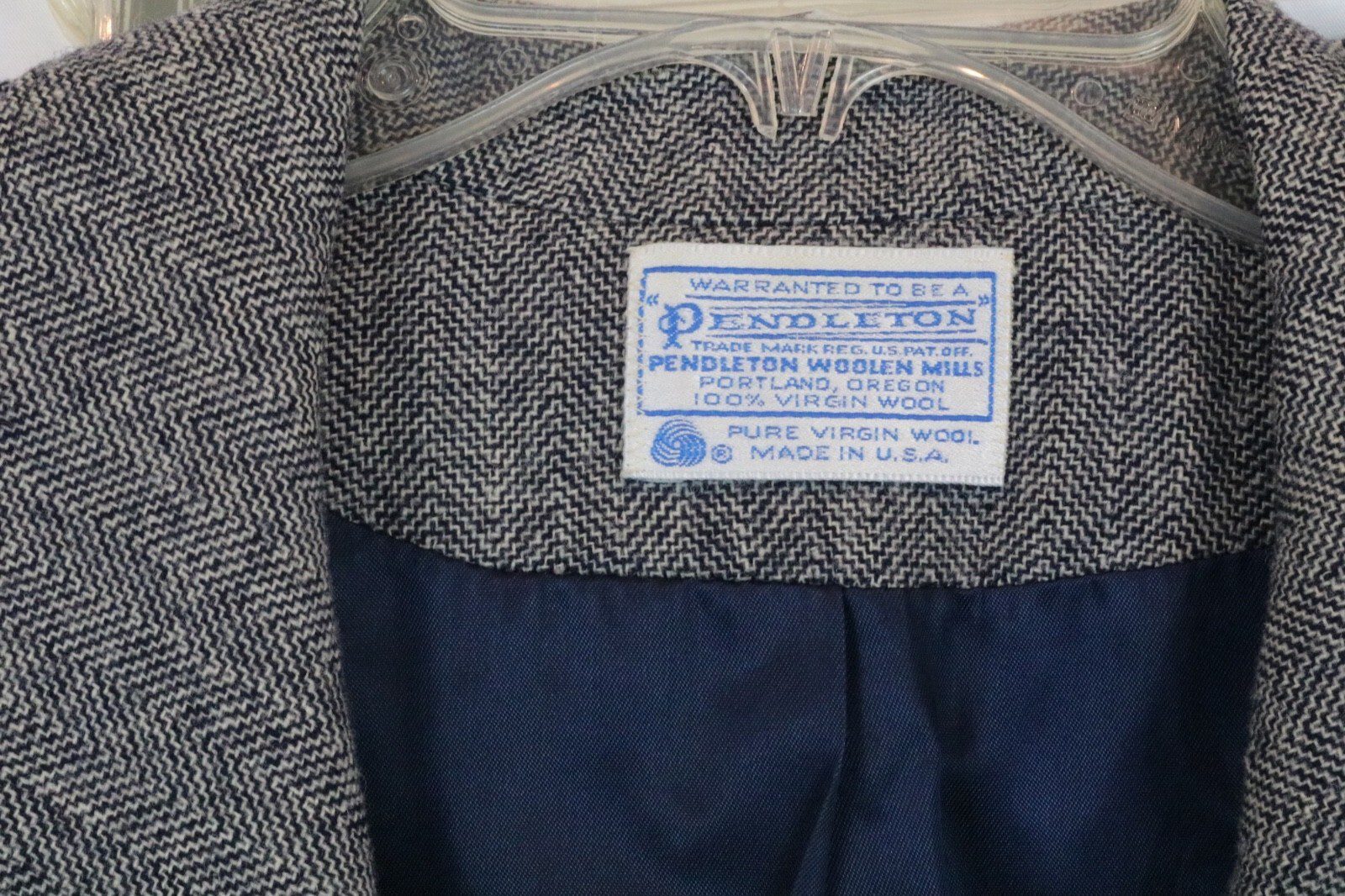 VTG Pendleton Women's Two-Piece Wool Skirt Suit, Gray Herringbone Made in USA - Image 5