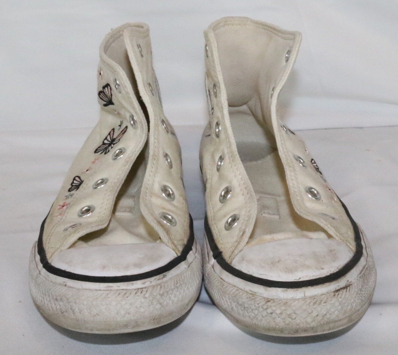 Converse Chuck Taylor High Top Sneakers Kids Sz 1 White Butterfly Embroidered