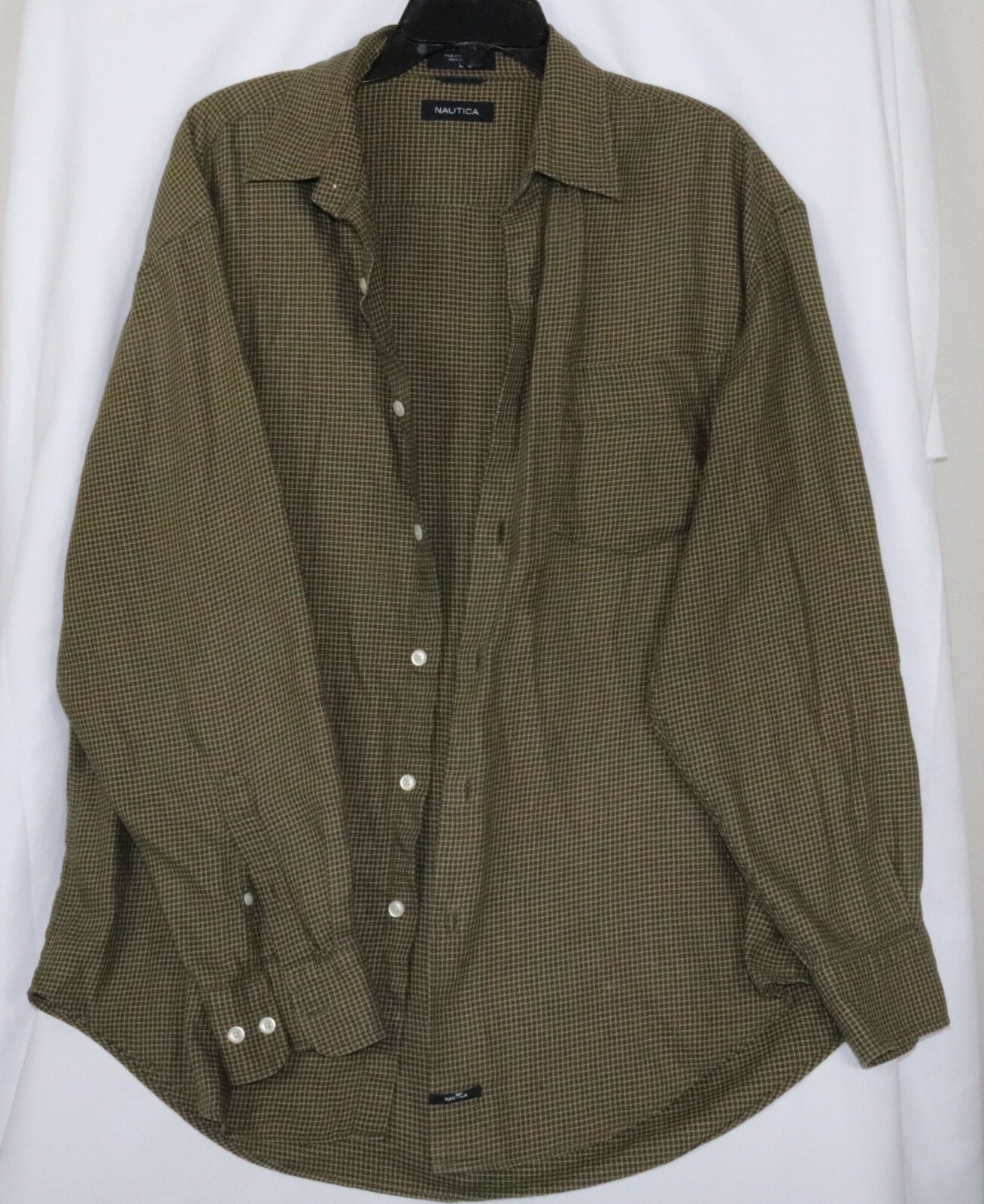Nautica Button Up Shirt L Olive Green Houndstooth Plaid Career Preppy Academia