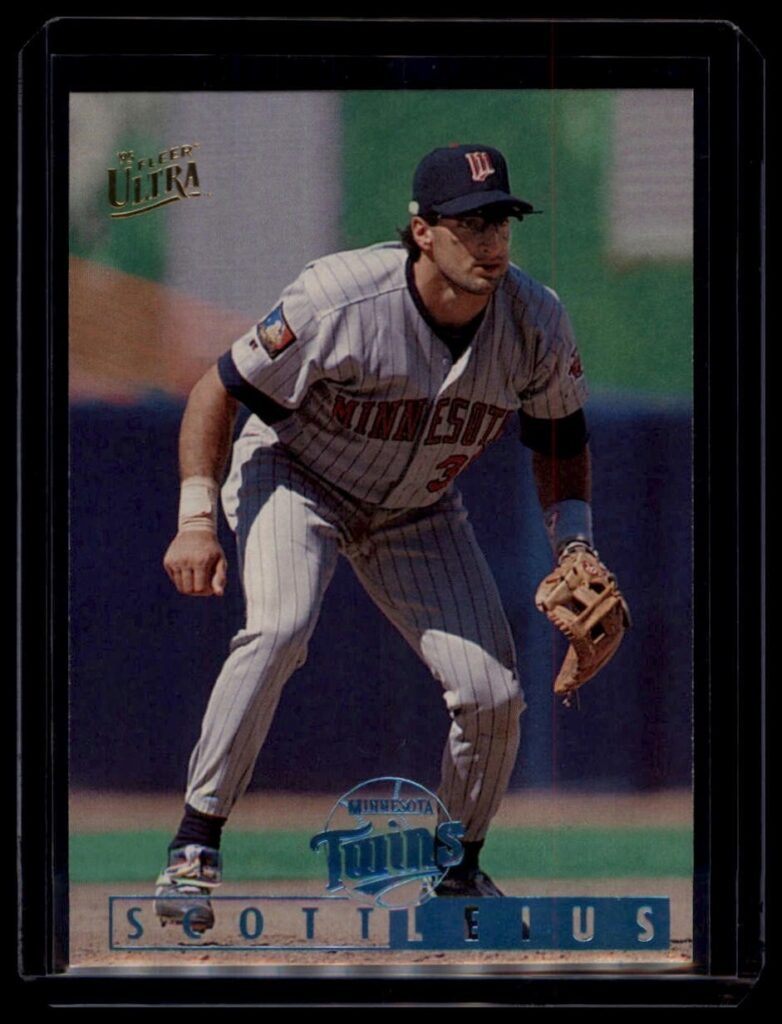1995 Fleer Ultra Scott Leius #74 Minnesota Twins Baseball Card MLB NM